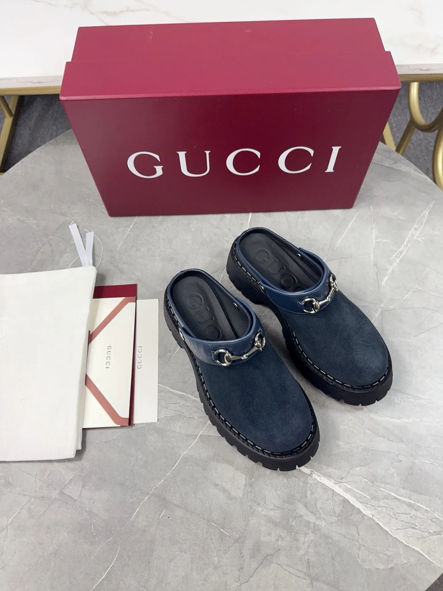 p500🐮🐮Gucci2024 new model, double GG groove thick-soled Loaf platform shoes. The original version is made 1:1. Super beautiful quality, classic model at the counter. ❶Upper: original frosted cowhide ❷Inner lining: water-dyed cowhide ❸Feet: water-dyed cowhide ❹Outsole: ultra-light original sole ❺thick sole heightening: 3.5cn ❻Packing: original packaging ❼Number: Women's 35-42 (41 42 customized, non-returnable) Men's model: 38-46 (45, 46 customized, non-returnable)